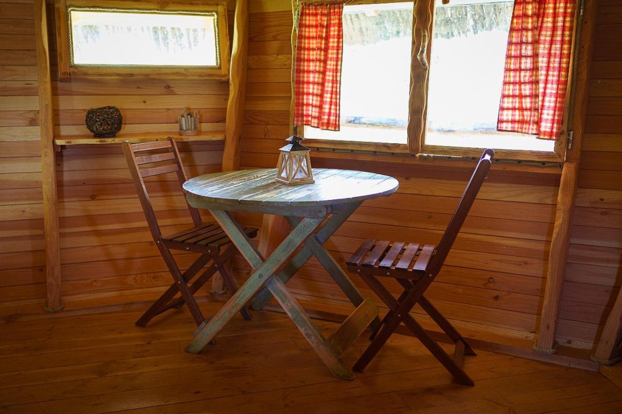 Cabane Perchee Dans Les Arbres Saint-Hilaire-en-Morvan Buitenkant foto